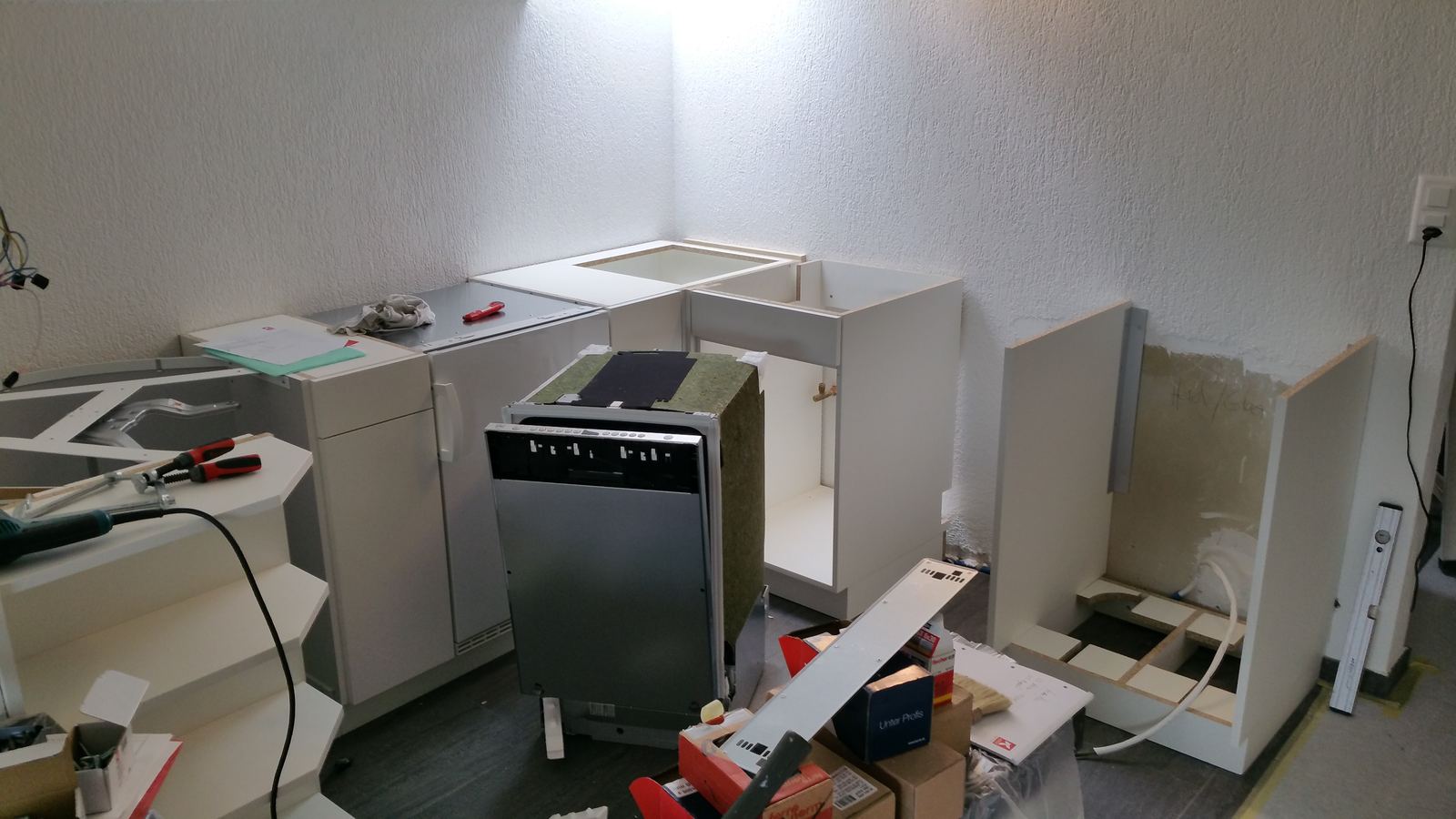 Küchen- und Badezimmermöbel, Arbeitsbeispiel 12